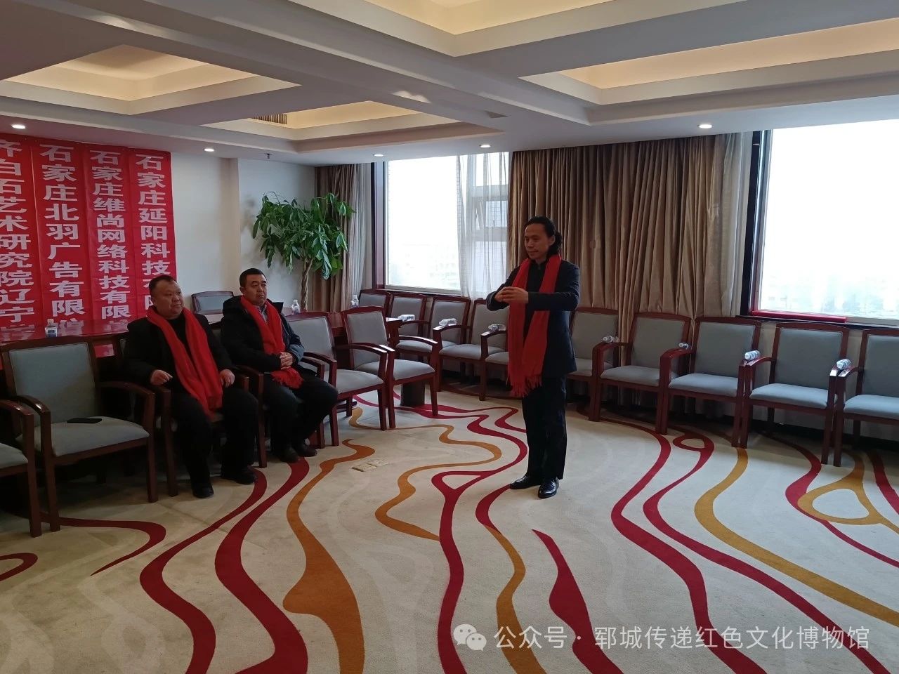 齐白石嫡传罗旺山收邱朝龙入室弟子拜师仪式